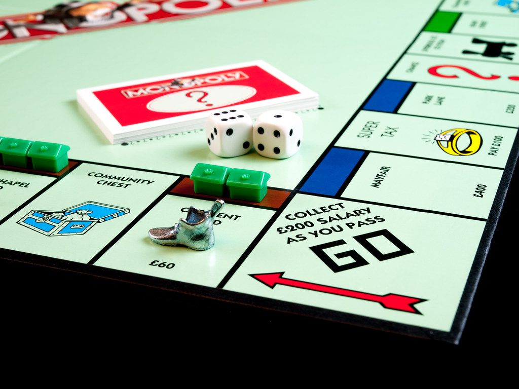 Monopoly - online board games